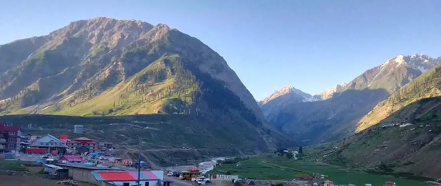 Representative scenery near Main Bazaar Road, Naran — Naran Kaghan Valley, Pakistan