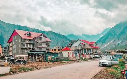 Representative scenery near Naran Valley, Upper Bazaar