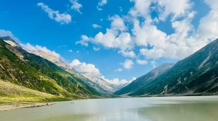 Representative scenery near Jheel Road (Saif ul Malook Road), Naran