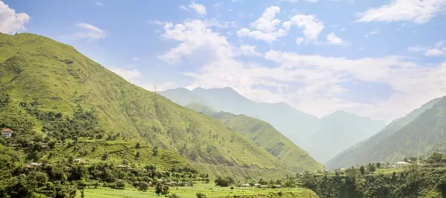 Naran Kaghan Family Explorer — Naran Kaghan Valley, Pakistan