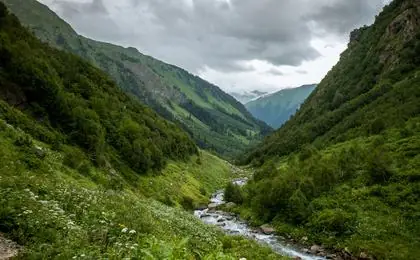 Naran + Swat Valley 5-Day Combo